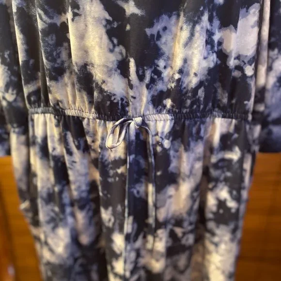 CATO Beautiful Blue & White Dress with Drawstring Waist Long Sleeves 26/28W EUC - Picture 4 of 6